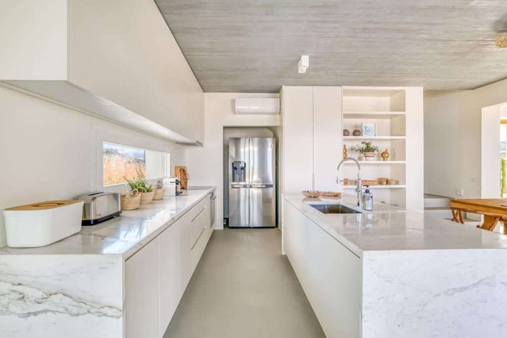 Villa Lampsi - Spacious & Modern Isterni  Екстер'єр фото